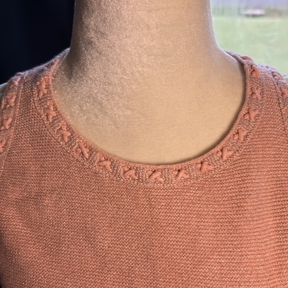 White House Black Market Sleeveless Knit Sweater Tank - Picture 4 of 6